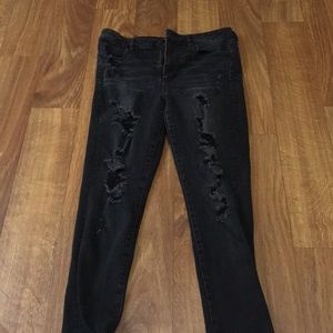 American eagle distressed high wasted jeans